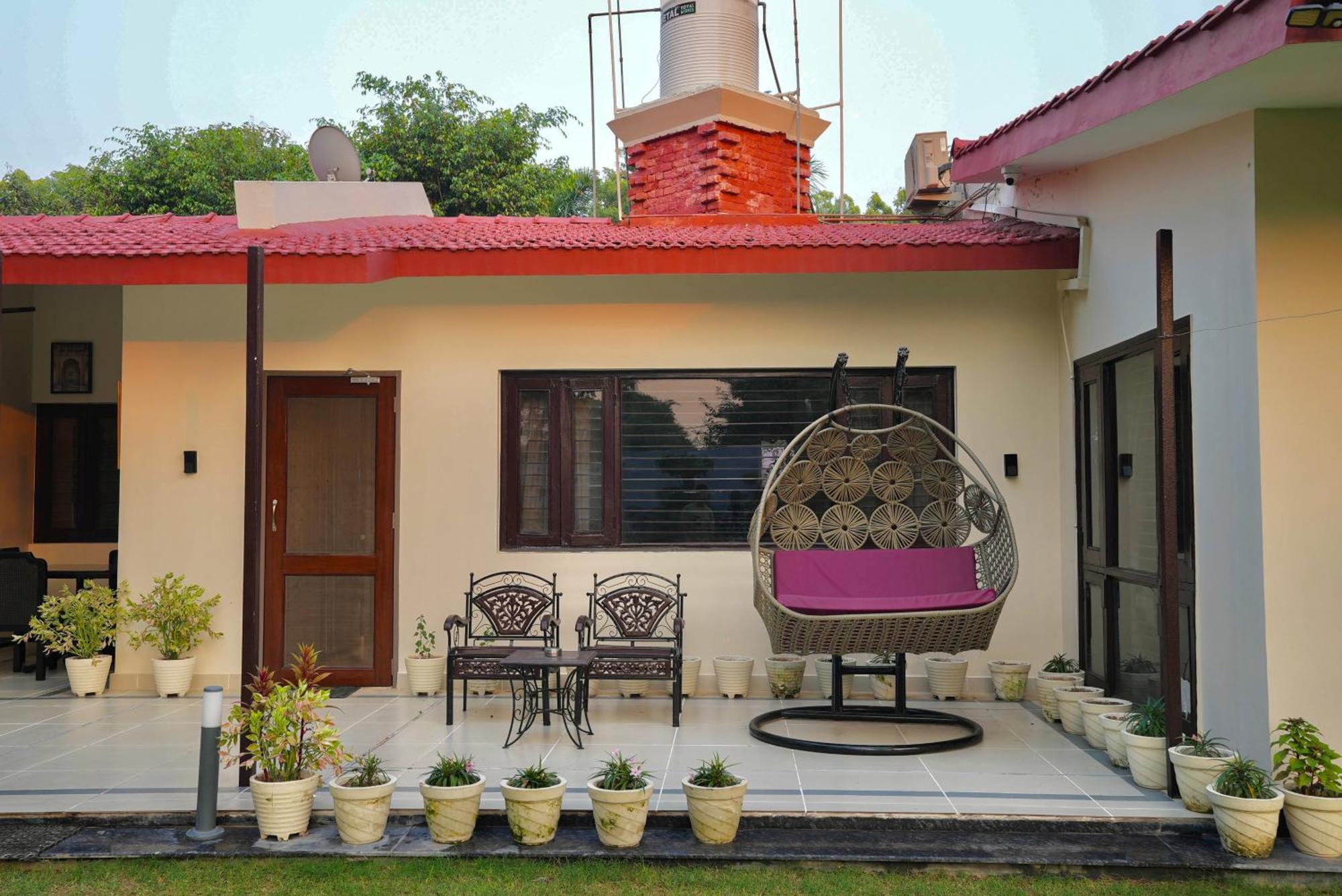 Willa Farm The Retreat - With Private Pool Manesar Zewnętrze zdjęcie